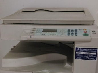 深圳竹子林公司搬遷，辦公家私設(shè)備優(yōu)惠甩賣，一站式長途搬家服務(wù)